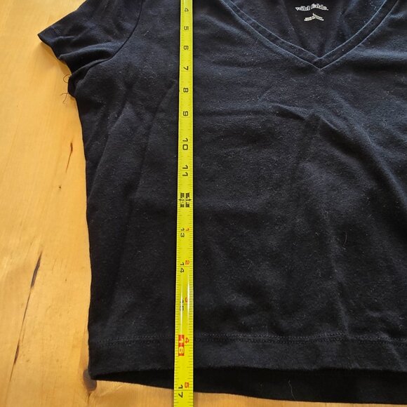 Wild Fable Black Cropped V Neck Tee shirt Sz Large L - Picture 7 of 7